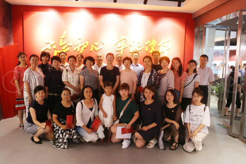 1565854063135349.jpg 1565850469.jpg