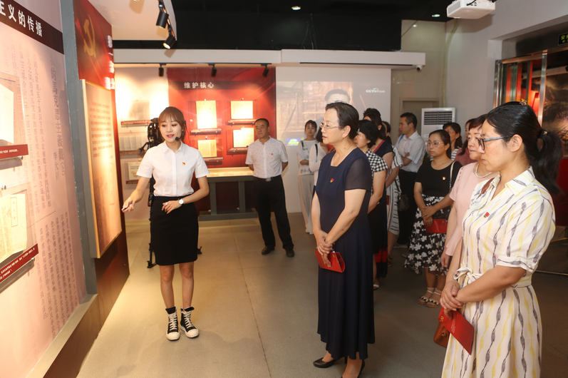 1565854087195658.jpg 1565850697(1).jpg