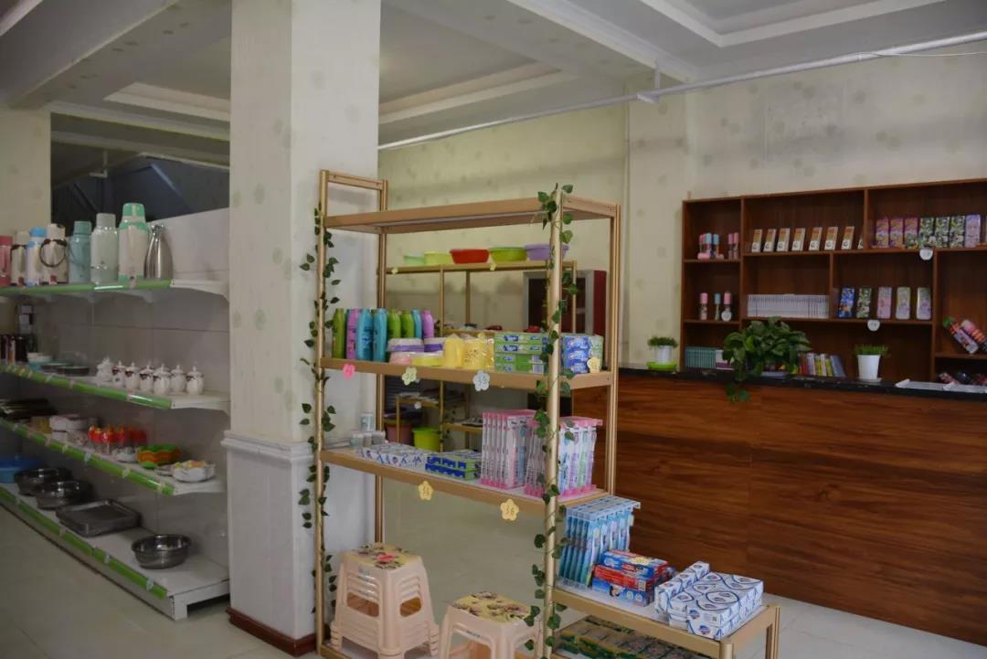 1572666980560933.jpg 1572666980560933.jpg