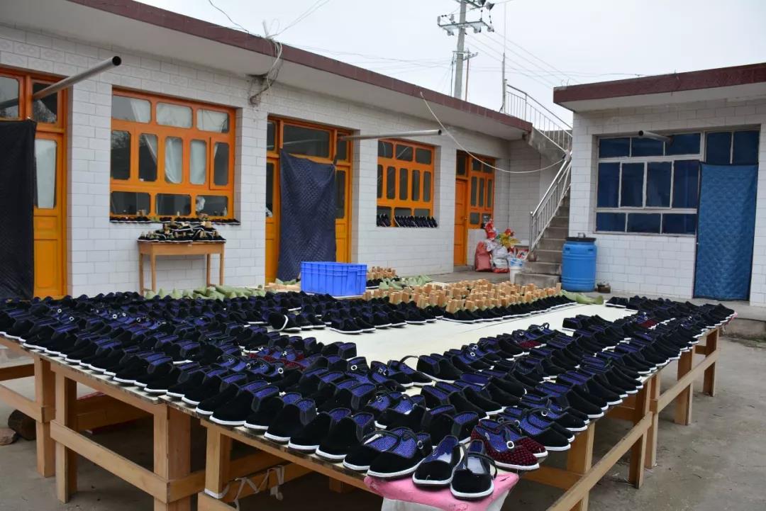 1572667104704259.jpg 1572667104704259.jpg