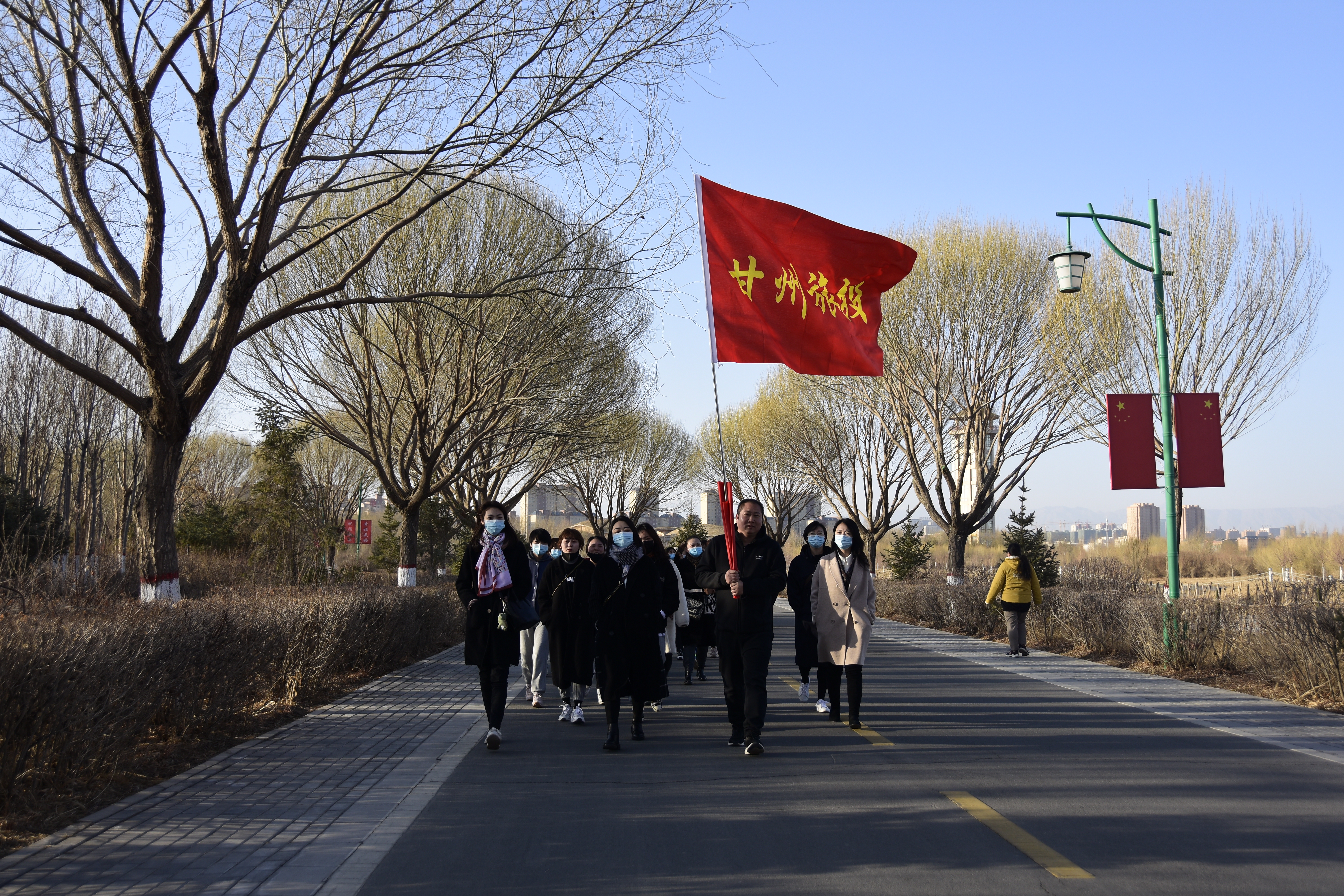 1631866685805882.jpg 三八节3.jpg