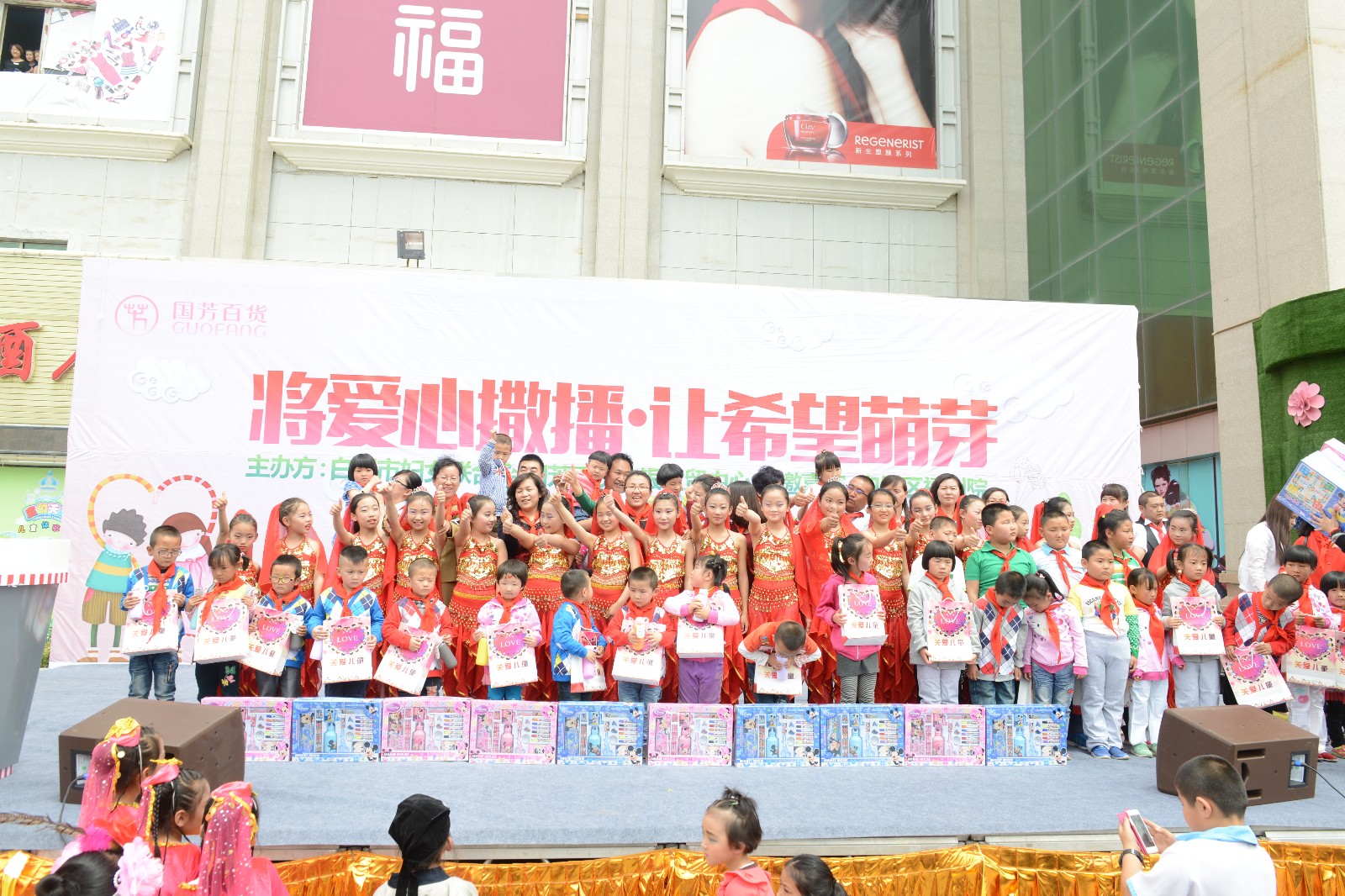 DSC_1910.JPG DSC_1910.JPG