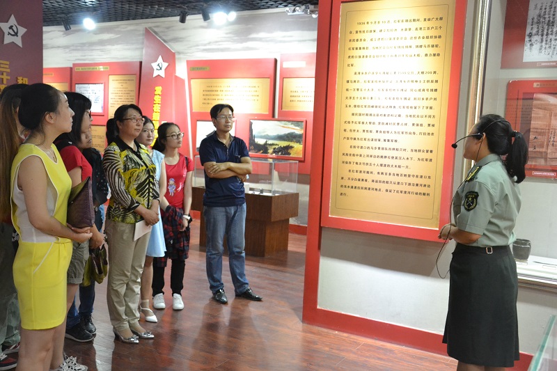 DSC_0051.JPG DSC_0051.JPG